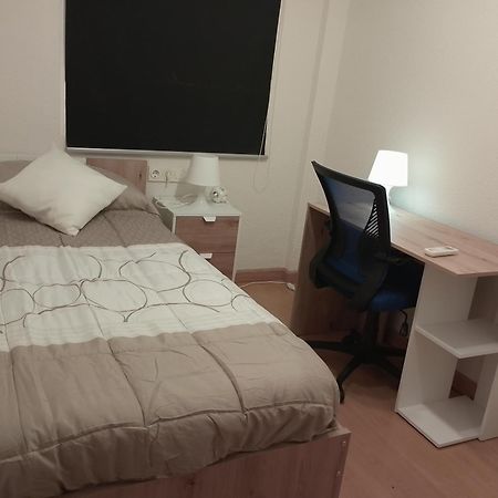 Apartamento Magnifico 3 Dormitorios Малага Экстерьер фото